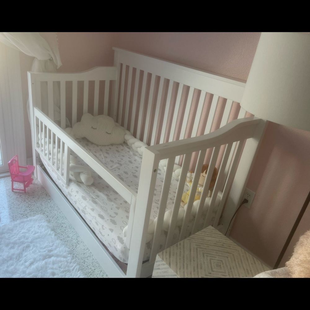 Baby crib